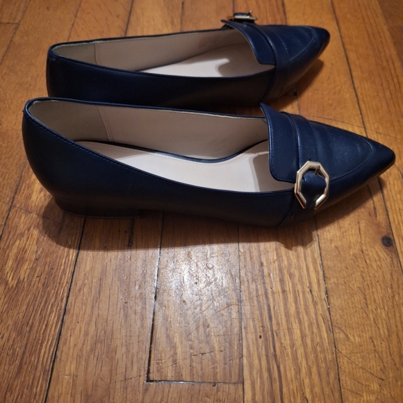 Cole Haan Navy Blue Loafers 7.5B Gold Buckle Quiet Luxury Chic - Picture 2 of 6